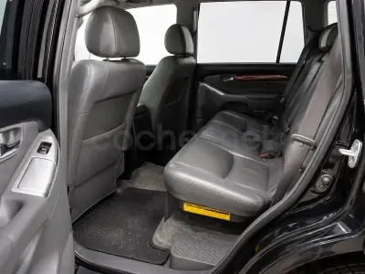 Usado Toyota Land Cruiser 173 CV (127 kW) 2008 Negro SUV