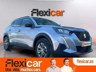 Usado Peugeot 2008 Allure 130 CV (95 kW) 2022 Gris SUV