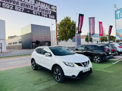 Usado Nissan Qashqai N-Connecta 131 CV (96 kW) 2016 Blanco SUV