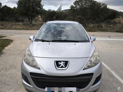 Usado Peugeot 207 90 CV (66 kW) 2009 Gris / plata Berlina