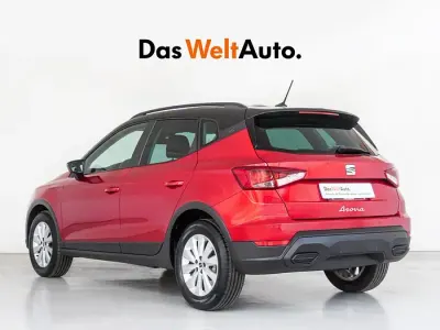 Usado Seat Arona Style 115 CV (84 kW) 2025 Rojo SUV
