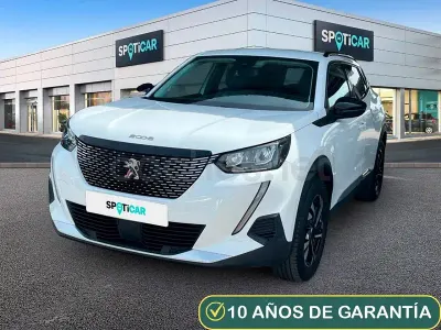Usado Peugeot 2008 Allure 100 HP (73 kW) 2022 Branco SUV