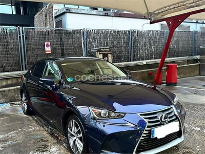 Azul Usado 2018 Lexus IS300h Luxury Line Berlina | 24.900 € (Un poco caro)