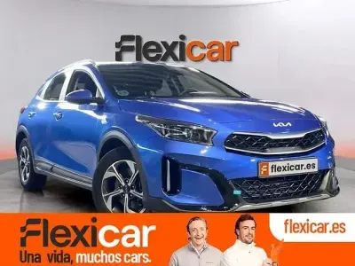 Usado Kia XCeed 120 HP (88 kW) 2024 Azul SUV