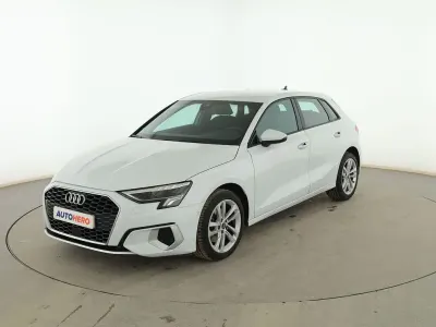 Usado Audi A3 Sportback Advanced 116 CV (85 kW) 2021 Blanco Utilitario