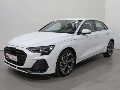 Blanco Usado 2025 Audi A3 Sportback e-tron S-Line Utilitario | 40.700 € (Caro)