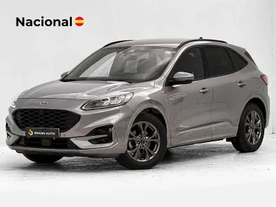 Usado Ford Kuga ST-Line 190 CV (139 kW) 2022 Gris / plata SUV
