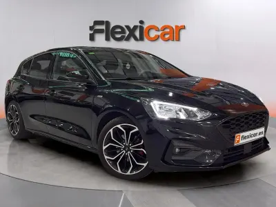 Usado Ford Focus ST-Line X 155 CV (114 kW) 2022 Negro Berlina