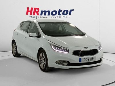 Usado Kia Ceed 136 CV (100 kW) 2013 Blanco Utilitario