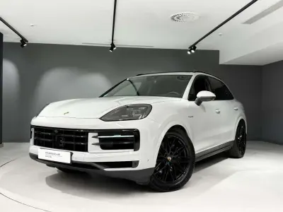Brugt Porsche Cayenne 470 HK (345 kW) 2024 Grå SUV