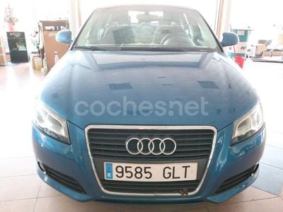 Usado Audi A3 Sportback Ambition 140 CV (102 kW) 2010 Azul Utilitario