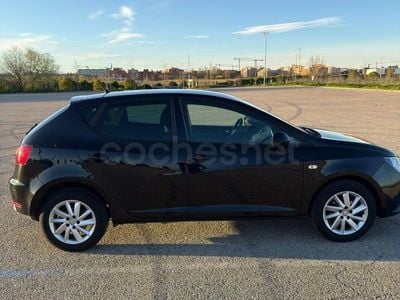 Käytetty Seat Ibiza I-Tech 105 HP (77 kW) 2014 Musta Sedan