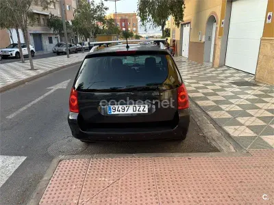 Usado Peugeot 307 110 CV (80 kW) 2006 Negro Familiar