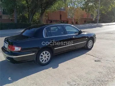 Usado Kia Opirus EX 203 CV (149 kW) 2006 Negro Berlina