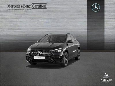 Usado Mercedes GLA200 AMG line 150 CV (110 kW) 2024 Negro cosmos SUV