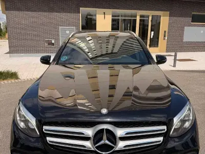 Usado Mercedes GLC220 170 CV (125 kW) 2017 Negro SUV