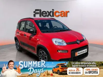 Usado Fiat Panda City Life 71 CV (52 kW) 2022 Rojo Utilitario
