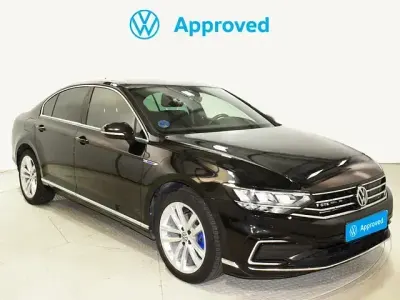 Usado VW Passat GTE 218 CV (160 kW) 2022 Negro Familiar