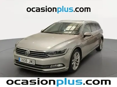 Używany VW Passat Sport 150 KM (110 kW) 2017 Szary Kombi