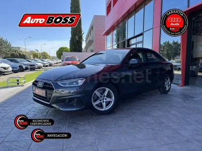 Usado Audi A4 Advanced 136 CV (100 kW) 2020 Gris / plata Berlina