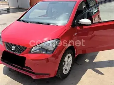 Usado Seat Mii Style 60 CV (44 kW) 2013 Rojo Utilitario