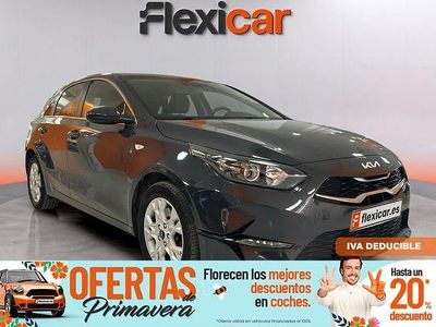 Usado Kia Ceed 100 CV (73 kW) 2022 Gris Utilitario