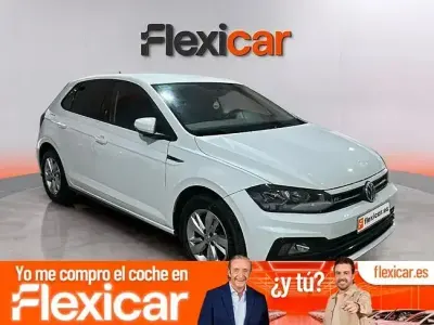 Usado VW Polo R-line 75 CV (55 kW) 2018 Blanco Utilitario