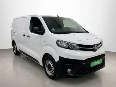 Usado Toyota Proace Plus 102 CV (75 kW) 2023 Blanco Monovolumen