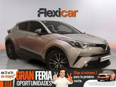 Käytetty Toyota C-HR Advance 122 HP (89 kW) 2018 Harmaa Katumaasturi