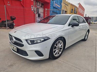 Usado Mercedes A180 136 CV (100 kW) 2020 Blanco Berlina