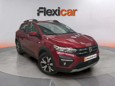 Usado Dacia Sandero Stepway 101 CV (74 kW) 2022 Granate Berlina