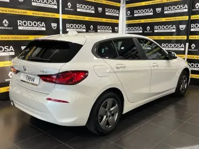 Usado BMW 116 Comfort Edition 116 CV (85 kW) 2021 Blanco Utilitario