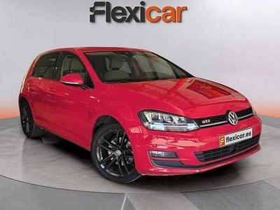 Rojo Usado 2016 VW Golf Advance Berlina | 13.790 € (Buen precio)
