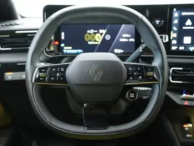 Usado Renault R5 Iconic 110 kW (150 CV) 2024 Blanco Utilitario