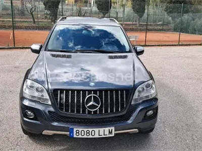 Käytetty Mercedes ML300