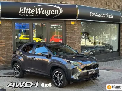 Usado Toyota Yaris Cross Edition 132 CV (97 kW) 2025 Gris / plata SUV