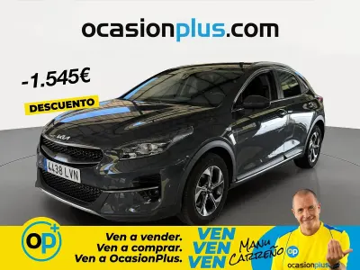 Usado Kia XCeed 120 CV (88 kW) 2021 Gris SUV