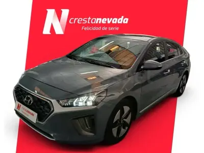 Usado Hyundai Ioniq 141 CV (103 kW) 2022 Gris / plata Utilitario