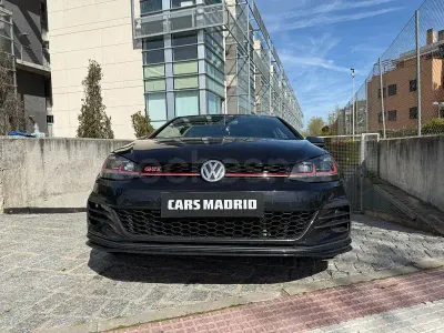 Usado VW Golf VII GTI 290 CV (213 kW) 2020 Negro Berlina