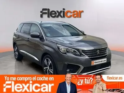 Usado Peugeot 5008 Active 131 CV (96 kW) 2019 Gris SUV