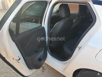 Usado Opel Corsa Elegance 100 CV (73 kW) 2020 Blanco Utilitario