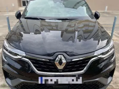 Usado Renault Arkana RS Line 140 CV (102 kW) 2022 Negro SUV