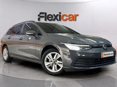 Usado VW Golf VIII Life 131 CV (96 kW) 2021 Gris Familiar