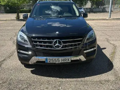 Usado Mercedes ML250 204 CV (150 kW) 2013 Gris / plata SUV