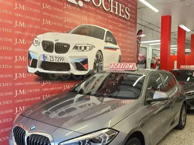 Usado BMW 116 116 CV (85 kW) 2023 Gris / plata Utilitario
