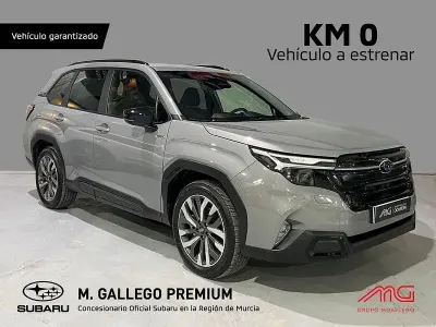 Nuevo Subaru Forester 153 CV (112 kW) 2026 Gris SUV