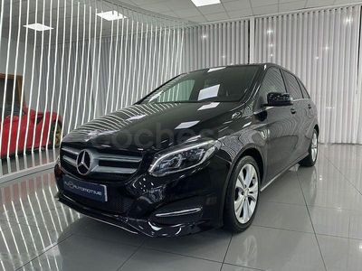Usado Mercedes B180 109 CV (80 kW) 2017 Negro Monovolumen