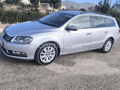 Usado VW Passat Advance 140 CV (102 kW) 2012 Gris / plata Familiar