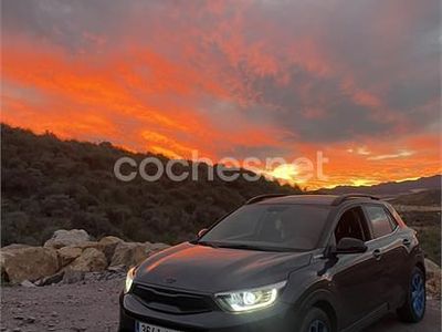 Gris / plata Usado 2019 Kia Stonic SUV | 12.000 € (Precio justo)