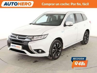 Usado Mitsubishi Outlander P-HEV 203 CV (149 kW) 2018 Blanco SUV